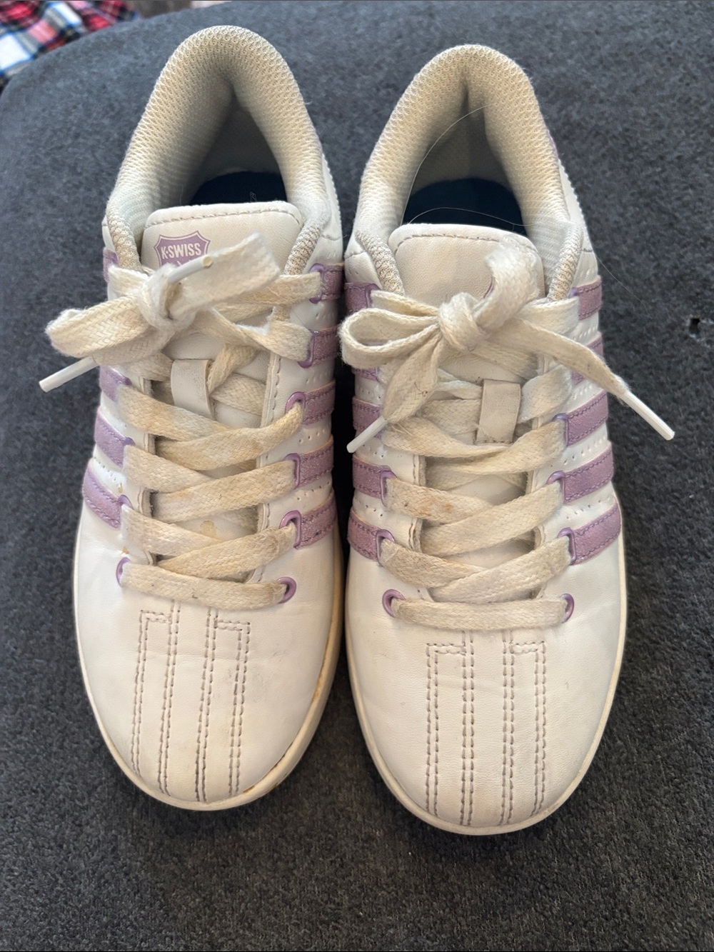 K-Swiss White Sneakers with Light Purple Stripes